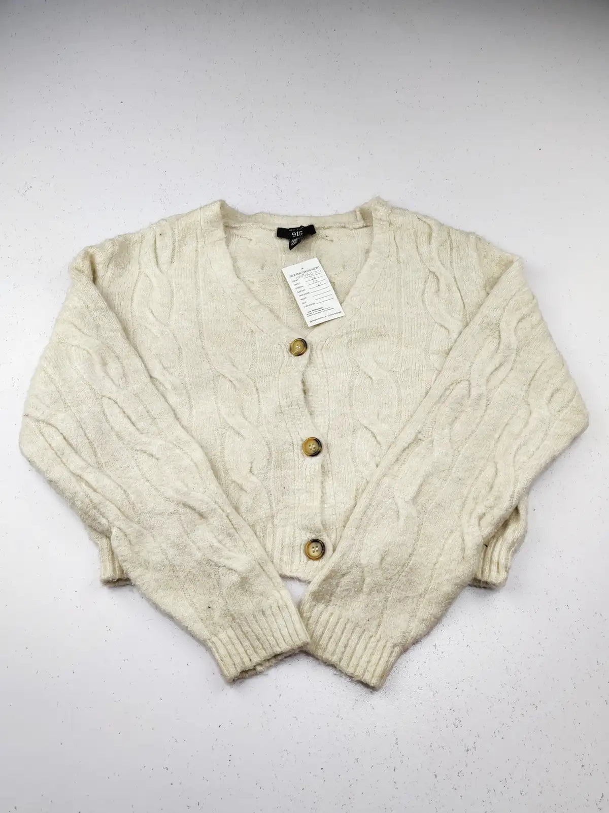 Buy online pre-used pre-loved 100% authentic & Original branded New Look (KWG-6527) available in Pakistan. Top international brands avilable.