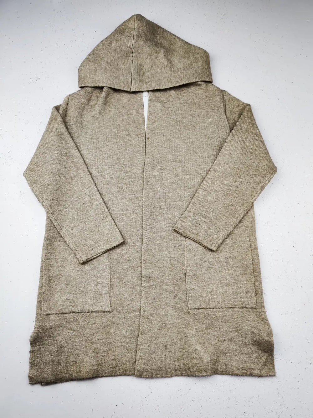 Buy online pre-used pre-loved 100% authentic & Original branded Zara (KWG-6607) available in Pakistan. Top international brands avilable.