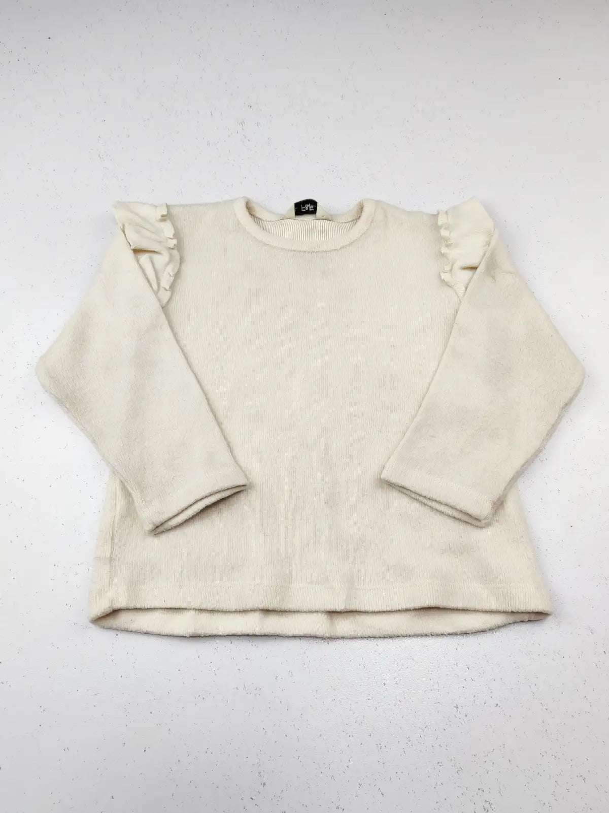 Buy online pre-used pre-loved 100% authentic & Original branded F&F (KWG-6620) available in Pakistan. Top international brands avilable.