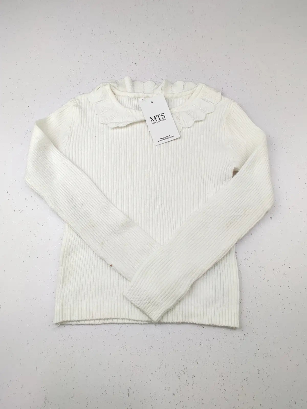 Buy online pre-used pre-loved 100% authentic & Original branded Primark (KWG-6723) available in Pakistan. Top international brands avilable.