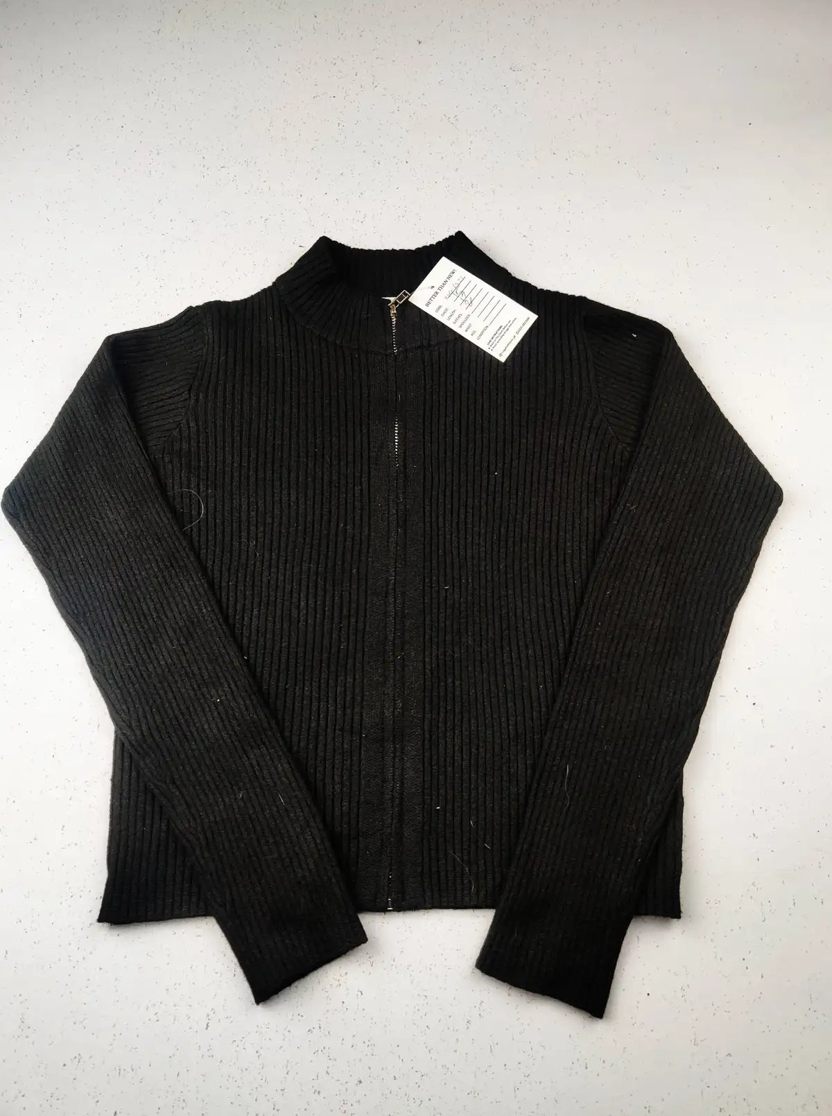 Buy online pre-used pre-loved 100% authentic & Original branded Primark (KWG-6828) available in Pakistan. Top international brands avilable.