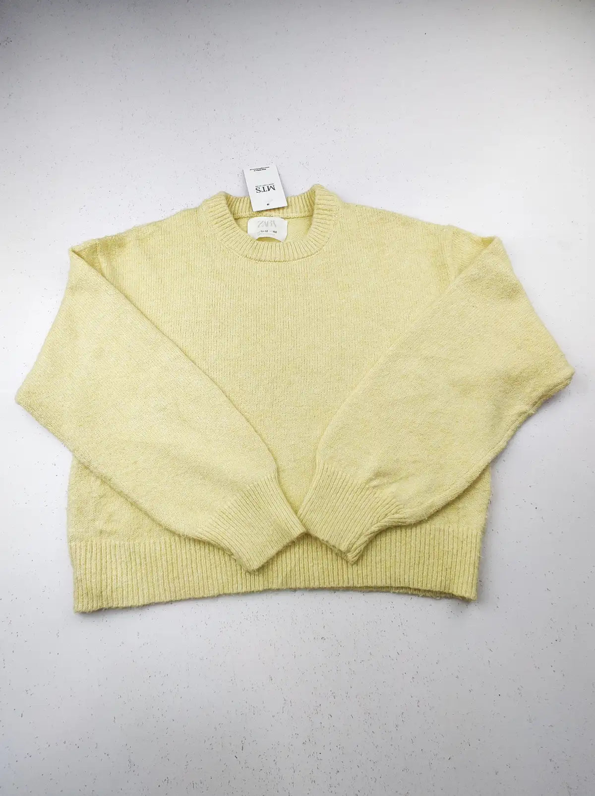 Buy online pre-used pre-loved 100% authentic & Original branded Zara (KWG-6875) available in Pakistan. Top international brands avilable.