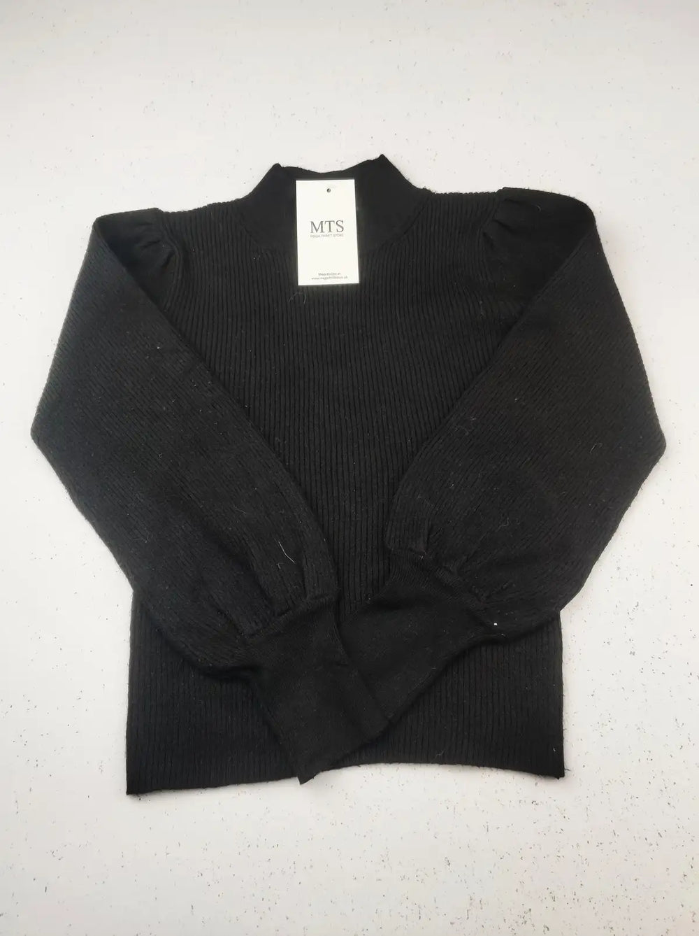 Buy online pre-used pre-loved 100% authentic & Original branded Dunnes Stores (KWG-6899) available in Pakistan. Top international brands avilable.