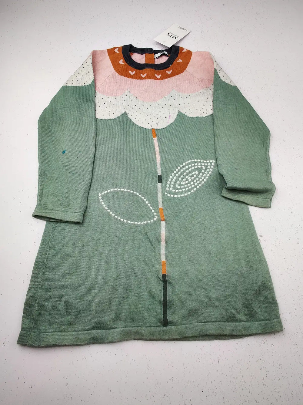 Buy online pre-used pre-loved 100% authentic & Original branded Marks & Spencer (KWG-6924) available in Pakistan. Top international brands avilable.