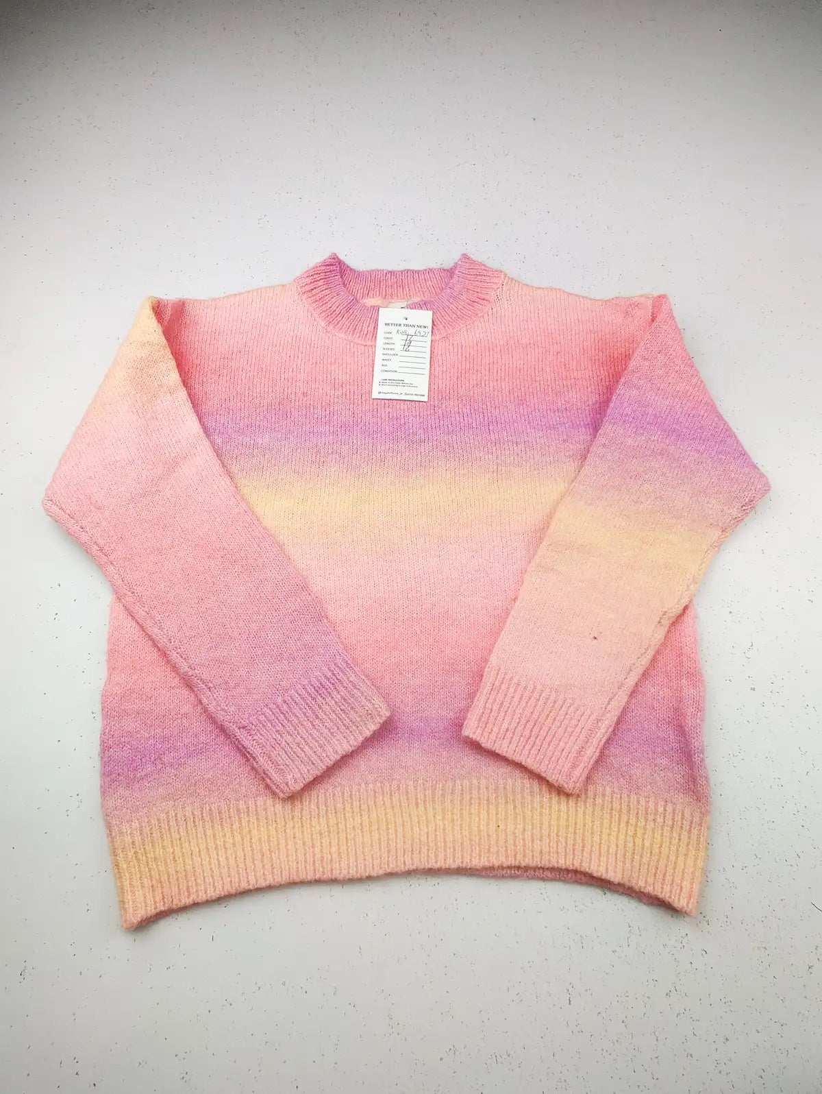 Buy online pre-used pre-loved 100% authentic & Original branded F&F (KWG-6927) available in Pakistan. Top international brands avilable.