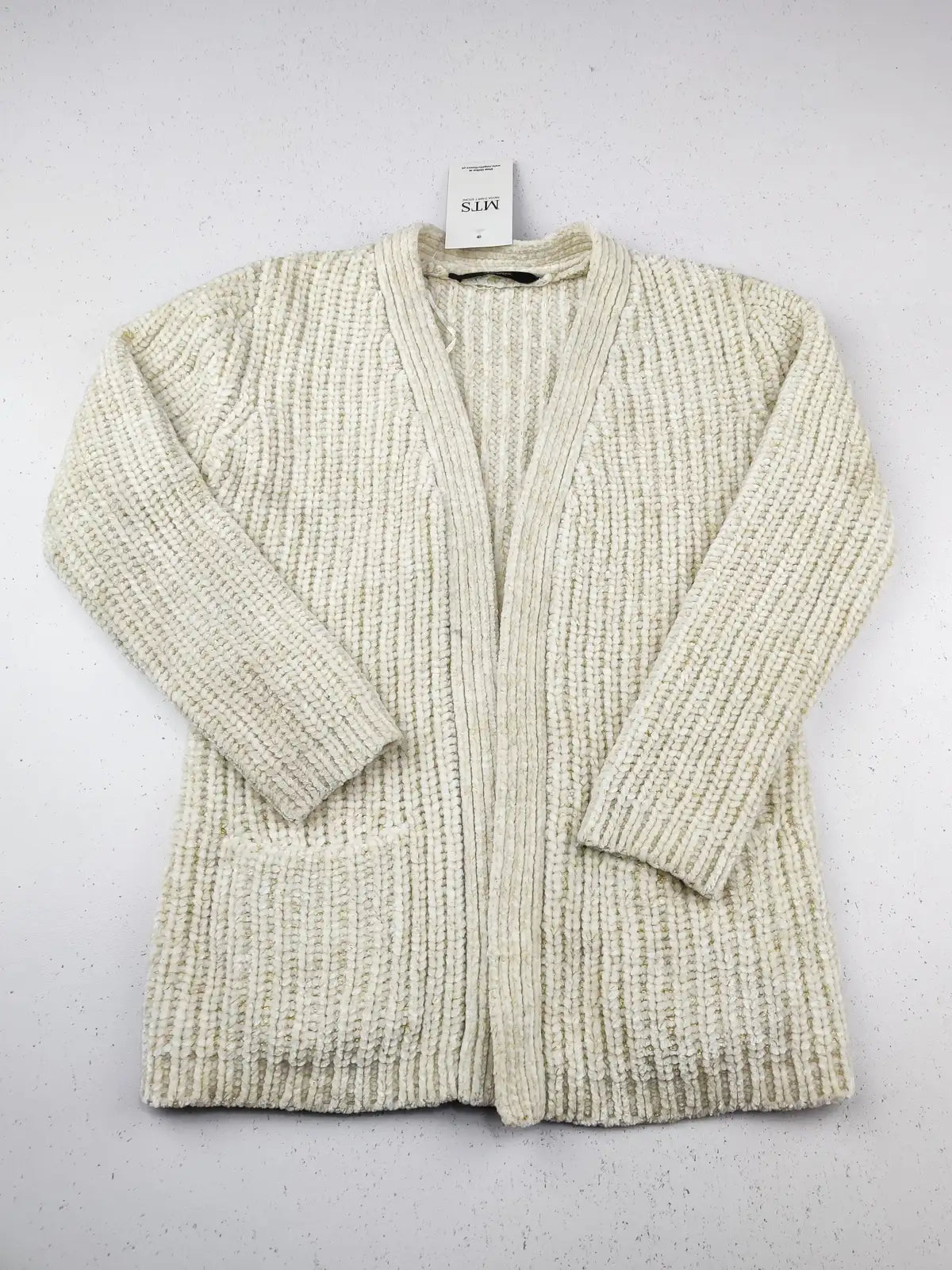 Buy online pre-used pre-loved 100% authentic & Original branded George (KWG-6937) available in Pakistan. Top international brands avilable.