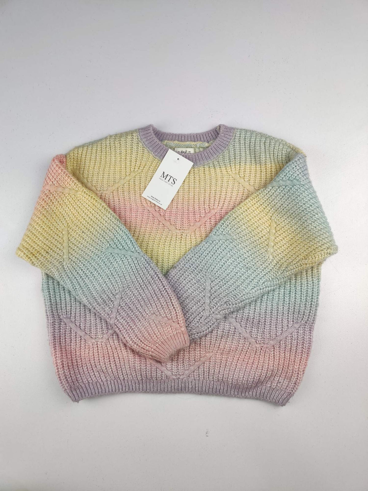 F&F (KWG-699)