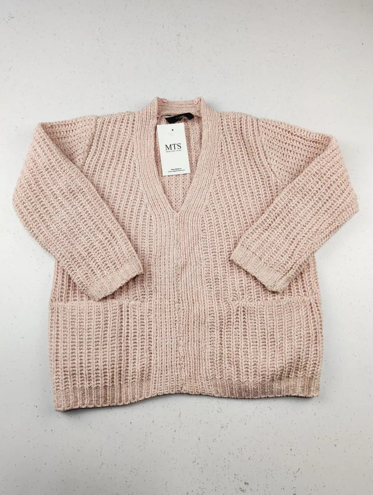 Buy online pre-used pre-loved 100% authentic & Original branded George (KWG-7038) available in Pakistan. Top international brands avilable.