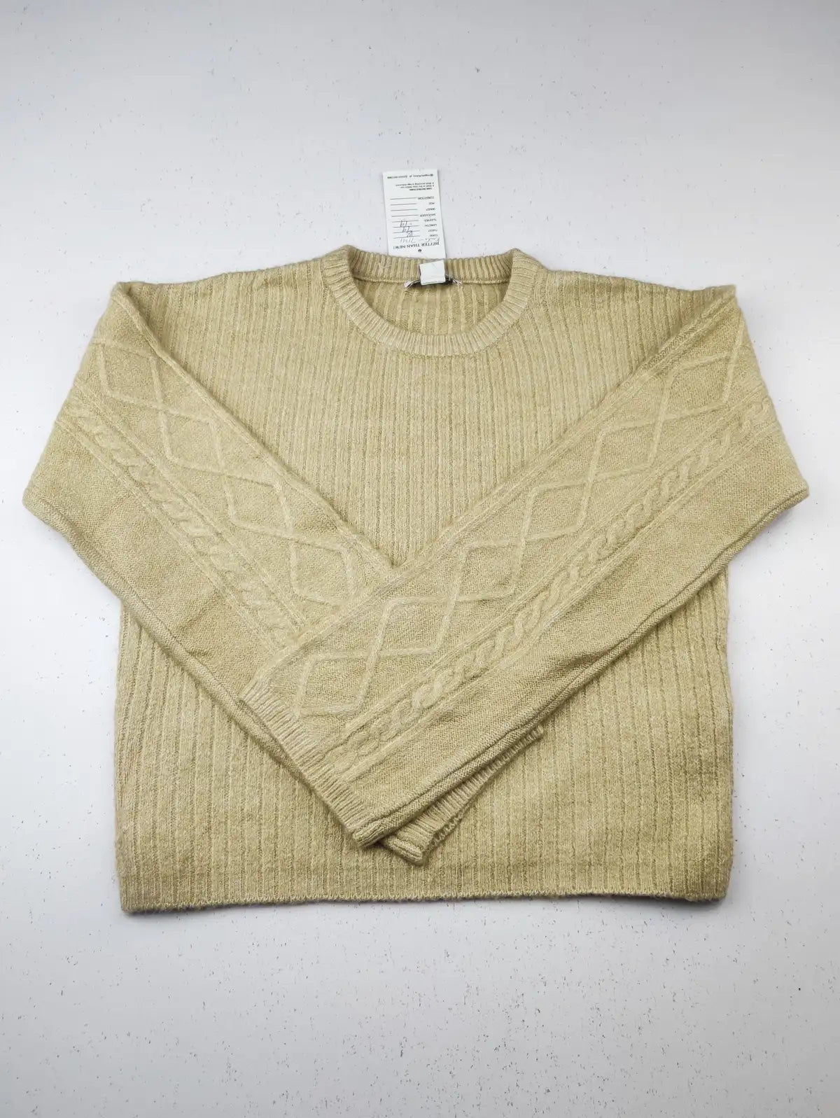 Buy online pre-used pre-loved 100% authentic & Original branded Primark (KWG-7141) available in Pakistan. Top international brands avilable.