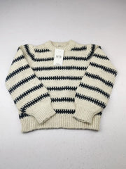 Buy online pre-used pre-loved 100% authentic & Original branded Pieces (KWG-7145) available in Pakistan. Top international brands avilable.