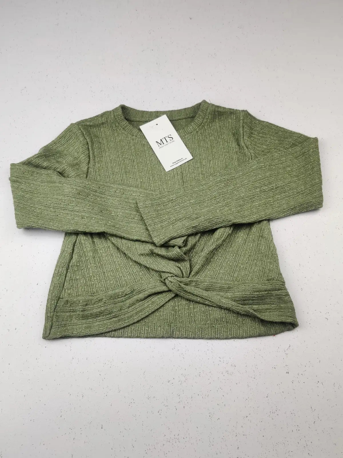 Buy online pre-used pre-loved 100% authentic & Original branded Dunnes Stores (KWG-7152) available in Pakistan. Top international brands avilable.