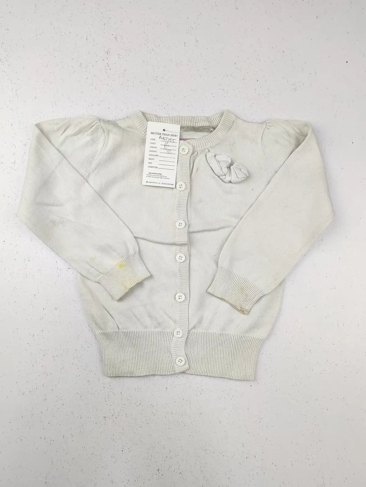 Buy online pre-used pre-loved 100% authentic & Original branded F&F (KWG-7255) available in Pakistan. Top international brands avilable.