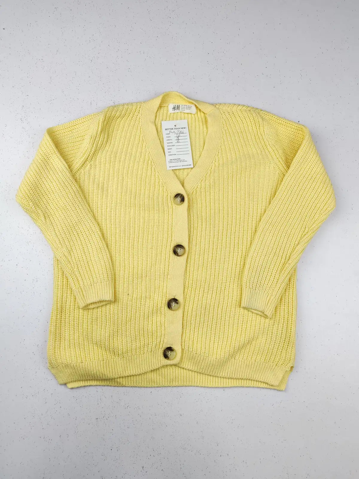 Buy online pre-used pre-loved 100% authentic & Original branded H&M (KWG-7266) available in Pakistan. Top international brands avilable.