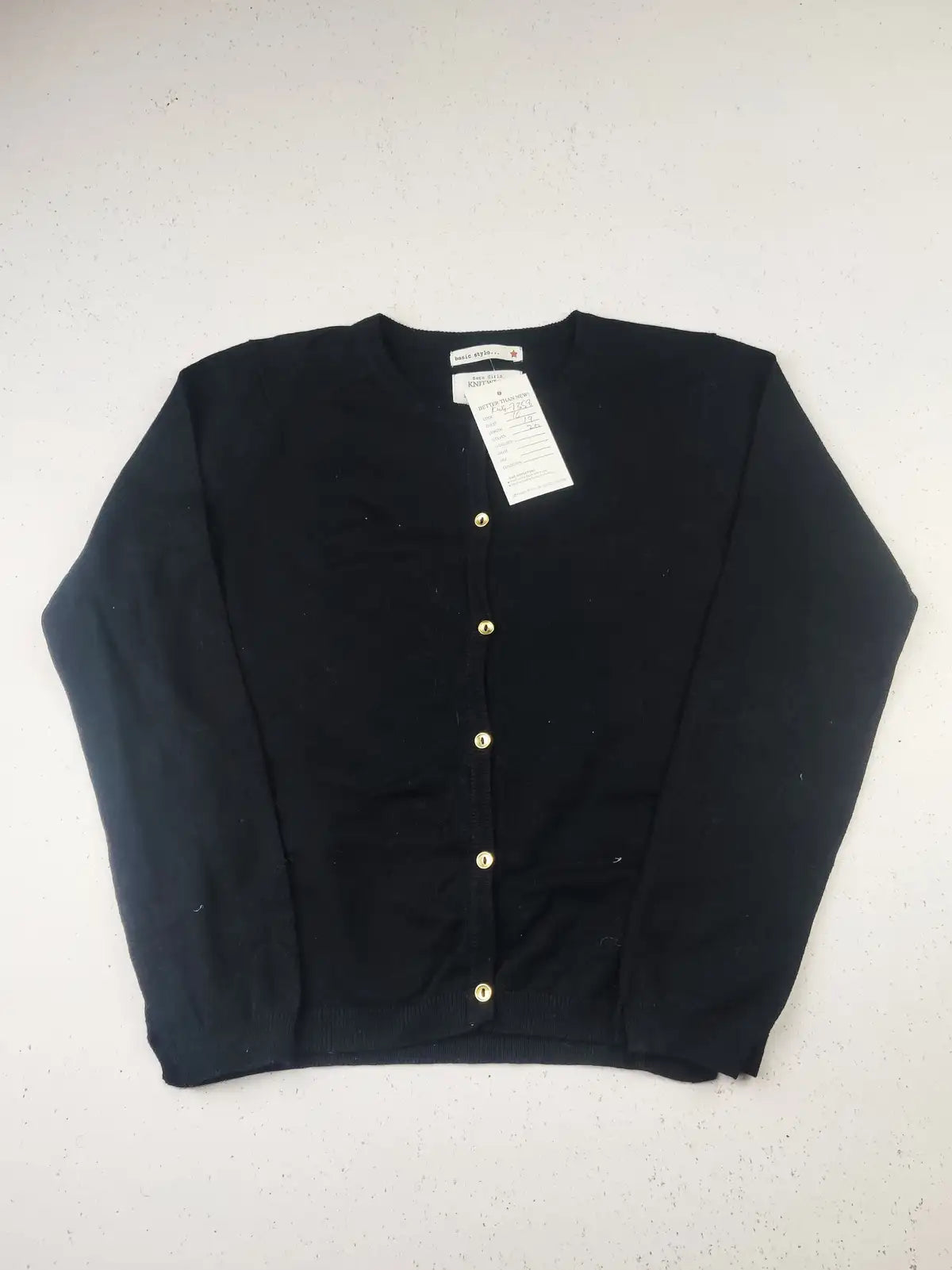 Buy online pre-used pre-loved 100% authentic & Original branded Zara (KWG-7358) available in Pakistan. Top international brands avilable.