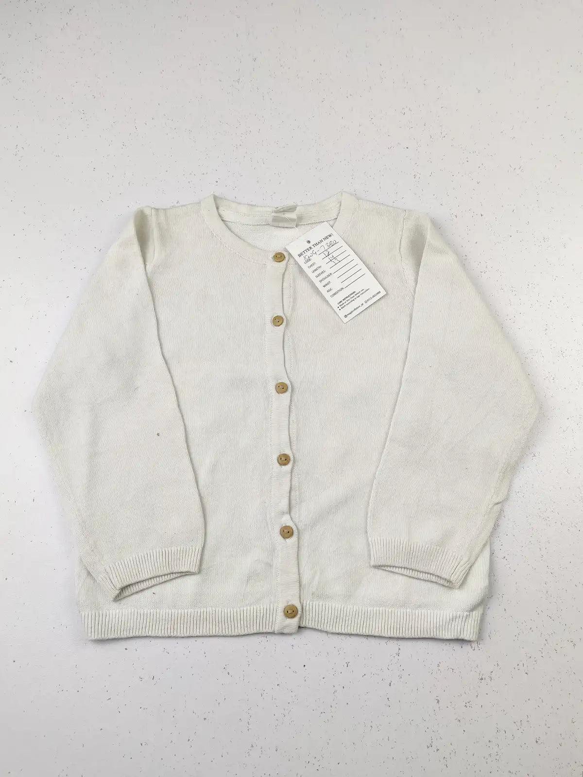 Buy online pre-used pre-loved 100% authentic & Original branded H&M (KWG-7380) available in Pakistan. Top international brands avilable.