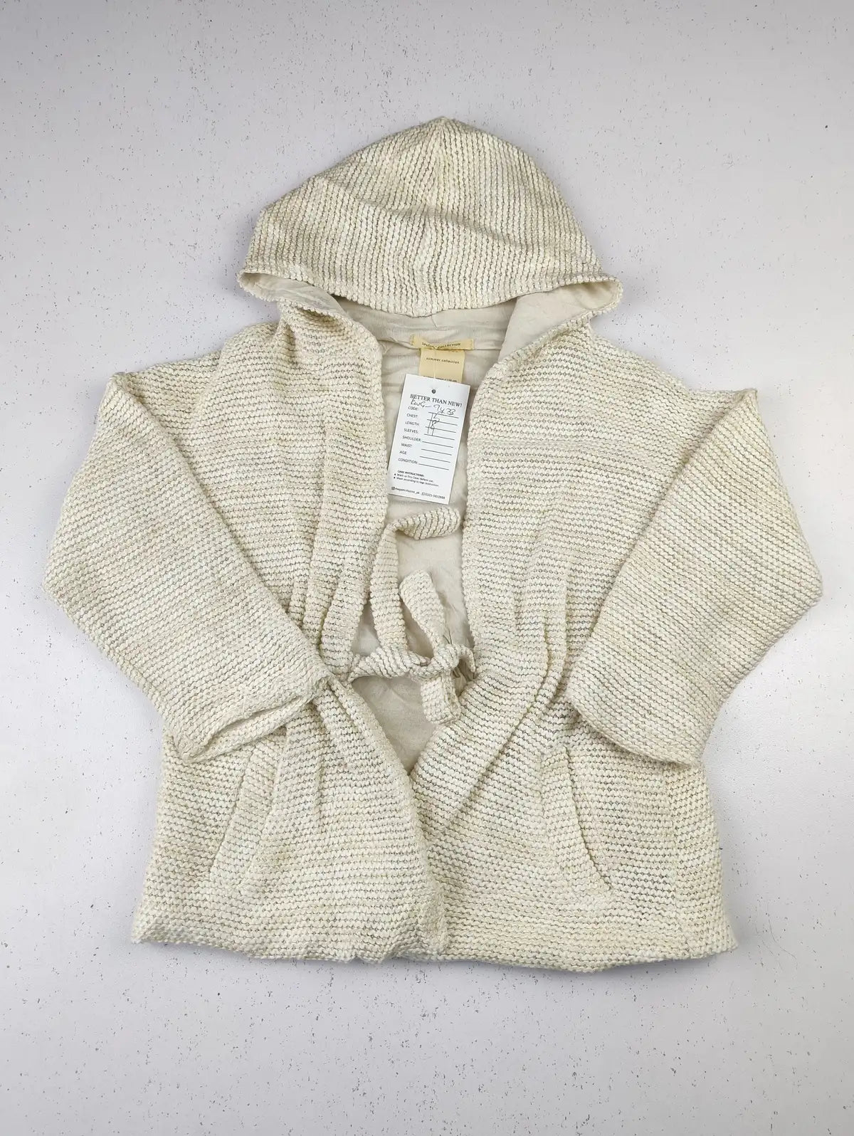 Buy online pre-used pre-loved 100% authentic & Original branded Zara (KWG-7433) available in Pakistan. Top international brands avilable.