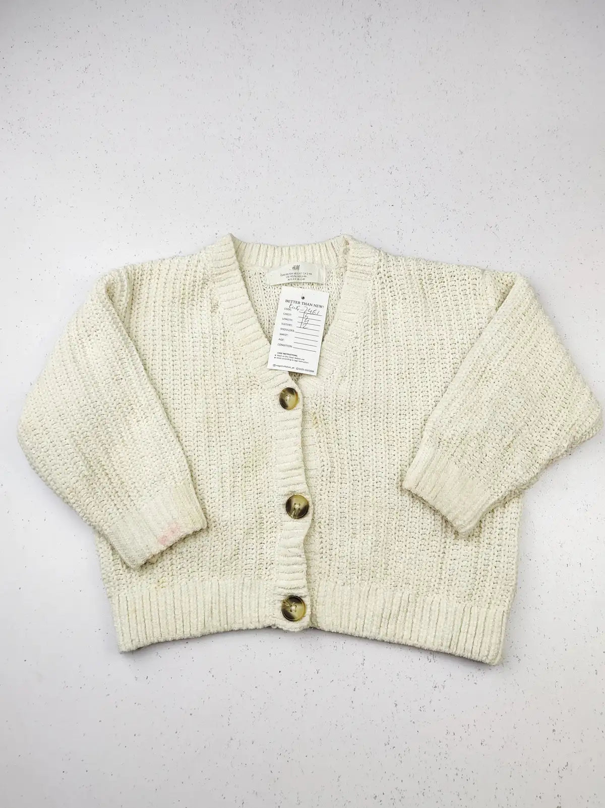 Buy online pre-used pre-loved 100% authentic & Original branded H&M (KWG-7461) available in Pakistan. Top international brands avilable.