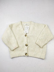 Buy online pre-used pre-loved 100% authentic & Original branded H&M (KWG-7461) available in Pakistan. Top international brands avilable.