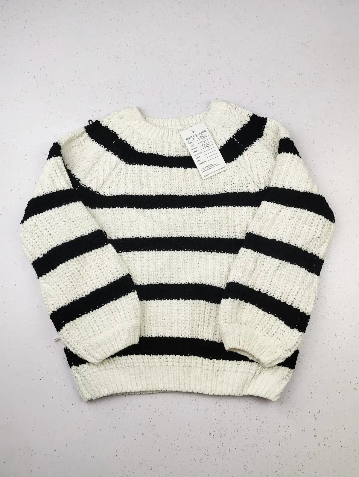 Buy online pre-used pre-loved 100% authentic & Original branded F&F (KWG-7490) available in Pakistan. Top international brands avilable.