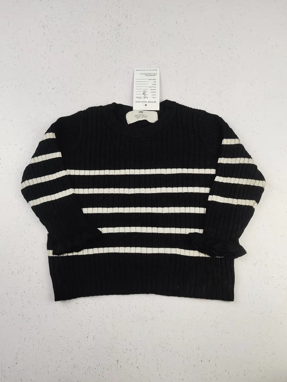 Buy online pre-used pre-loved 100% authentic & Original branded H&M (KWG-7541) available in Pakistan. Top international brands avilable.