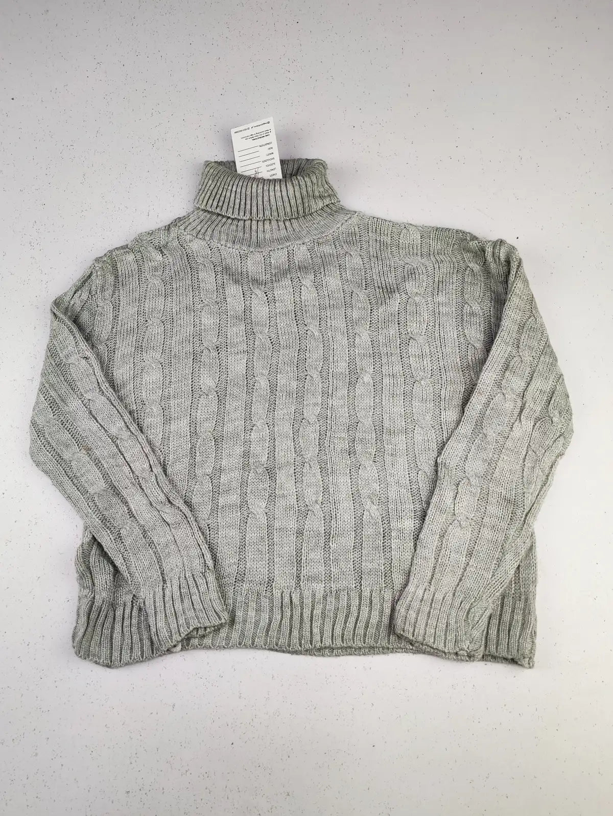 Buy online pre-used pre-loved 100% authentic & Original branded Unknown Brand (KWG-7644) available in Pakistan. Top international brands avilable.