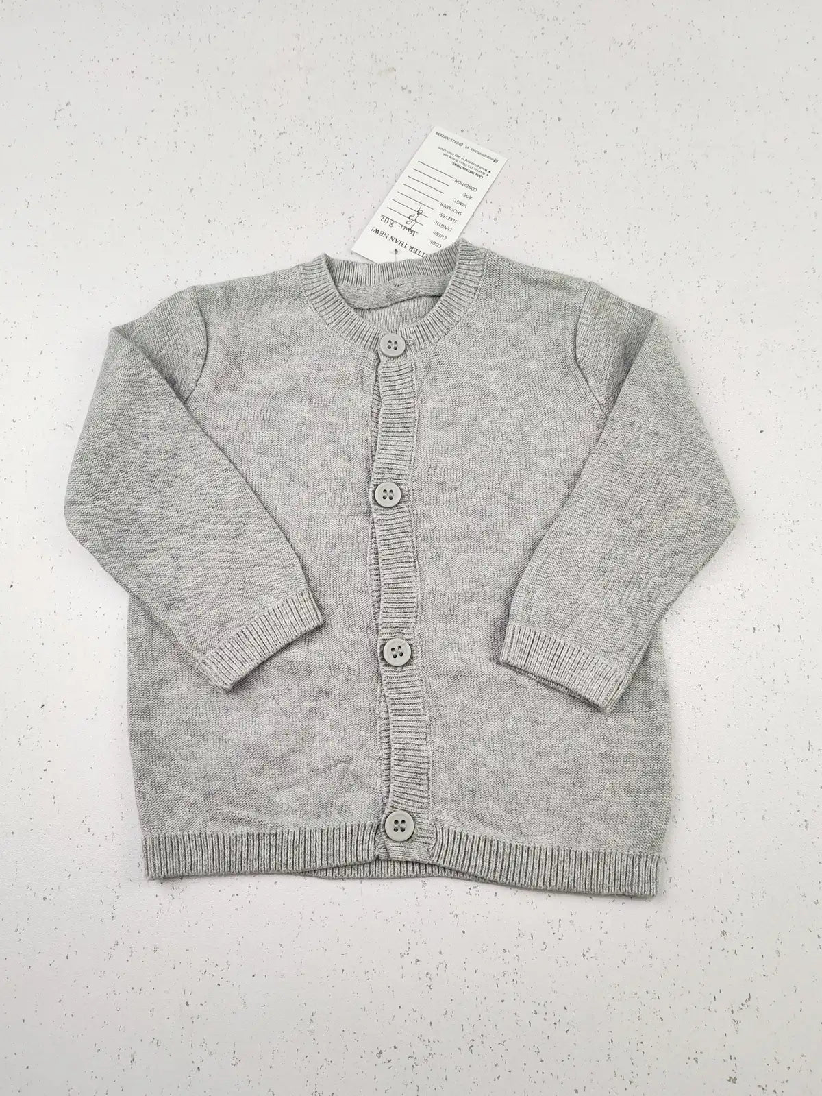 Buy online pre-used pre-loved 100% authentic & Original branded M (KWG-8112) available in Pakistan. Top international brands avilable.