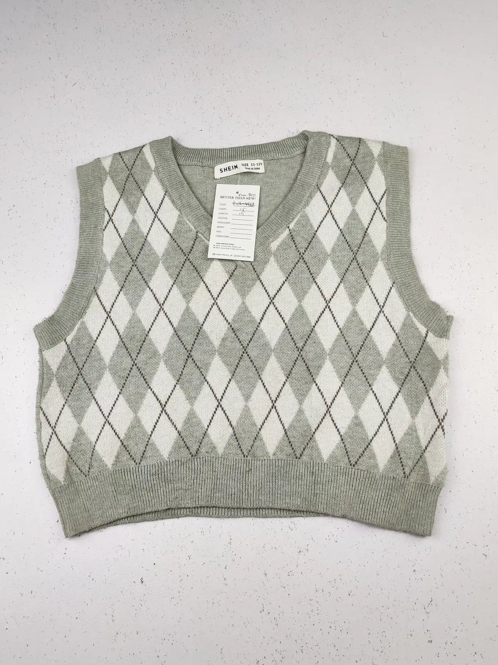 Buy online pre-used pre-loved 100% authentic & Original branded Shein (KWG-8121) available in Pakistan. Top international brands avilable.