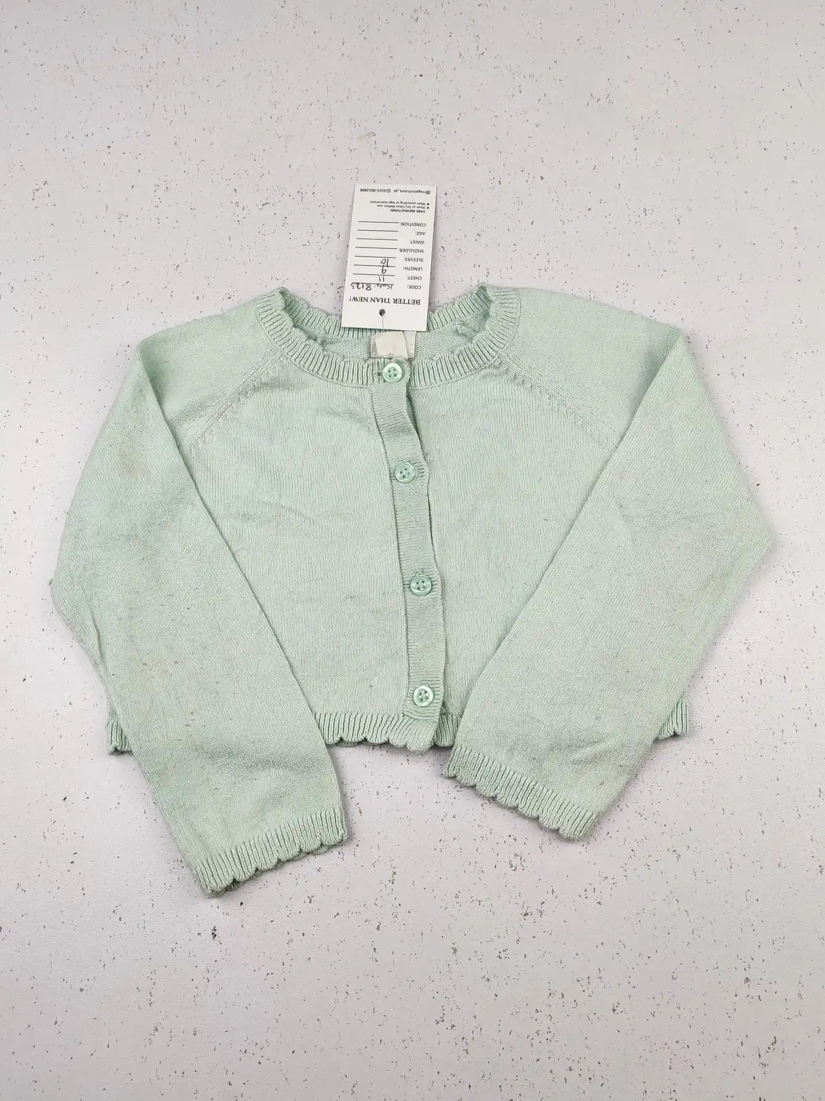 Buy online pre-used pre-loved 100% authentic & Original branded Gap (KWG-8123) available in Pakistan. Top international brands avilable.