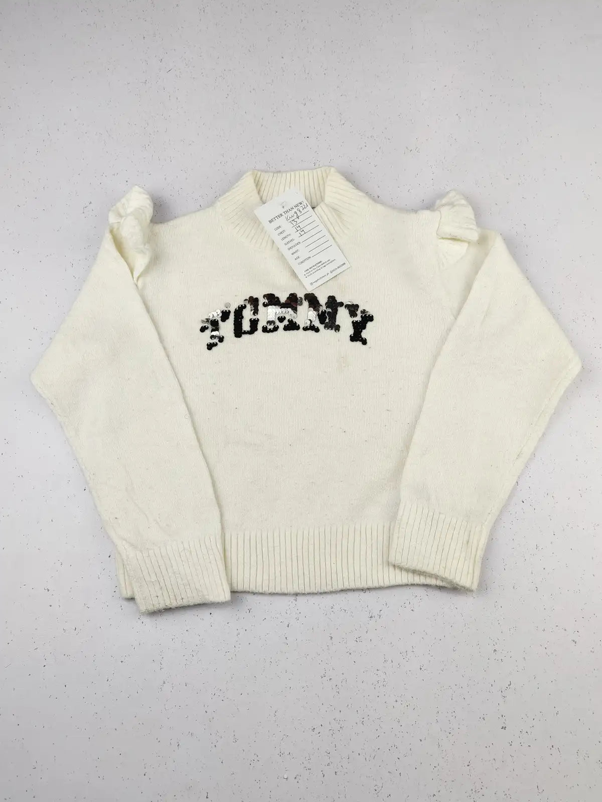 Buy online pre-used pre-loved 100% authentic & Original branded Tommy Hilfiger (KWG-8221) available in Pakistan. Top international brands avilable.