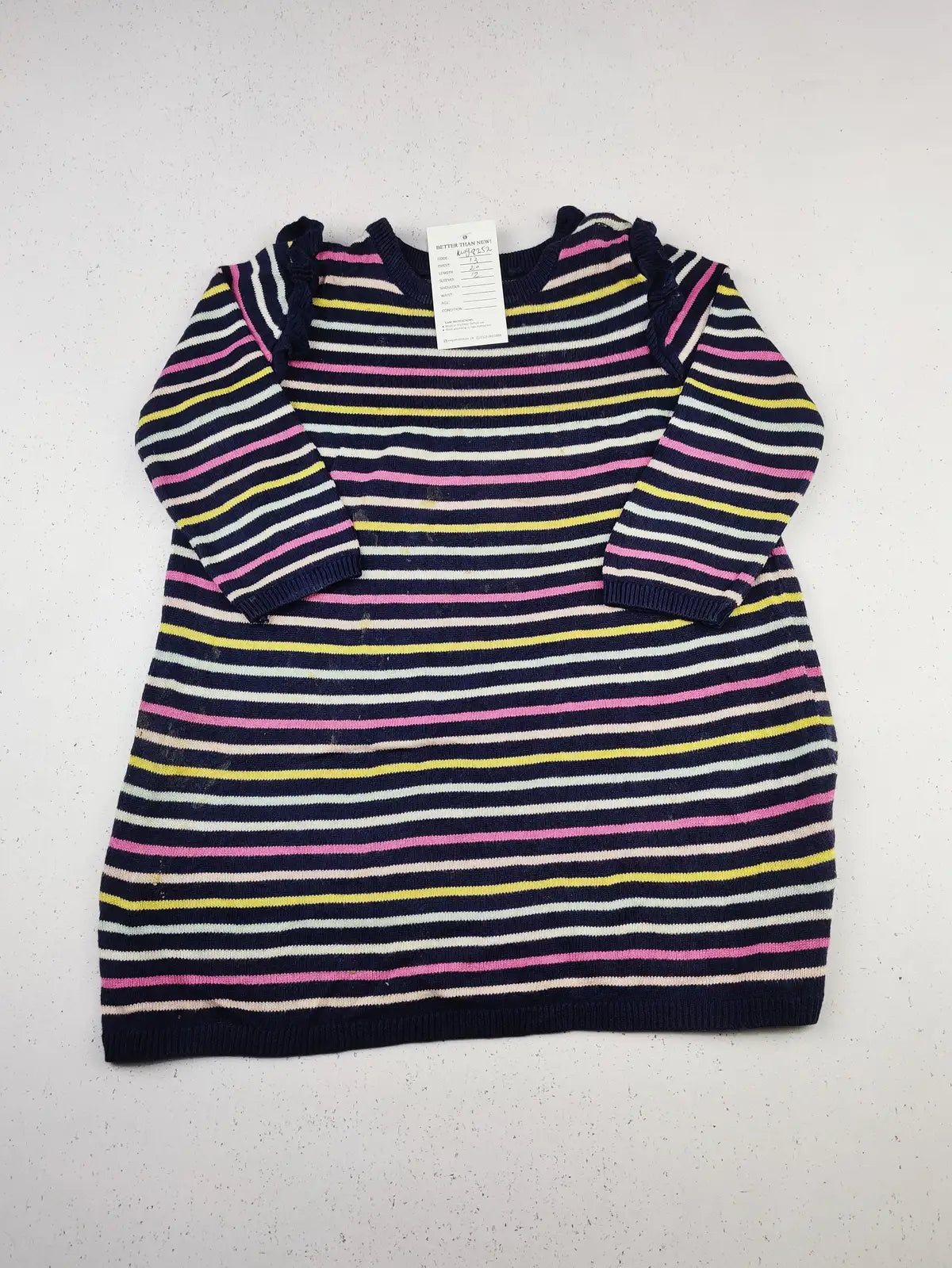 Buy online pre-used pre-loved 100% authentic & Original branded Tu (KWG-8252) available in Pakistan. Top international brands avilable.