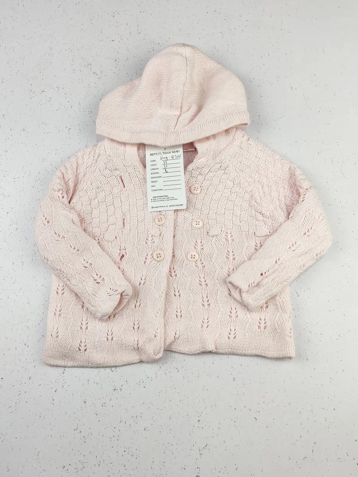 Buy online pre-used pre-loved 100% authentic & Original branded Boutique (KWG-8321) available in Pakistan. Top international brands avilable.