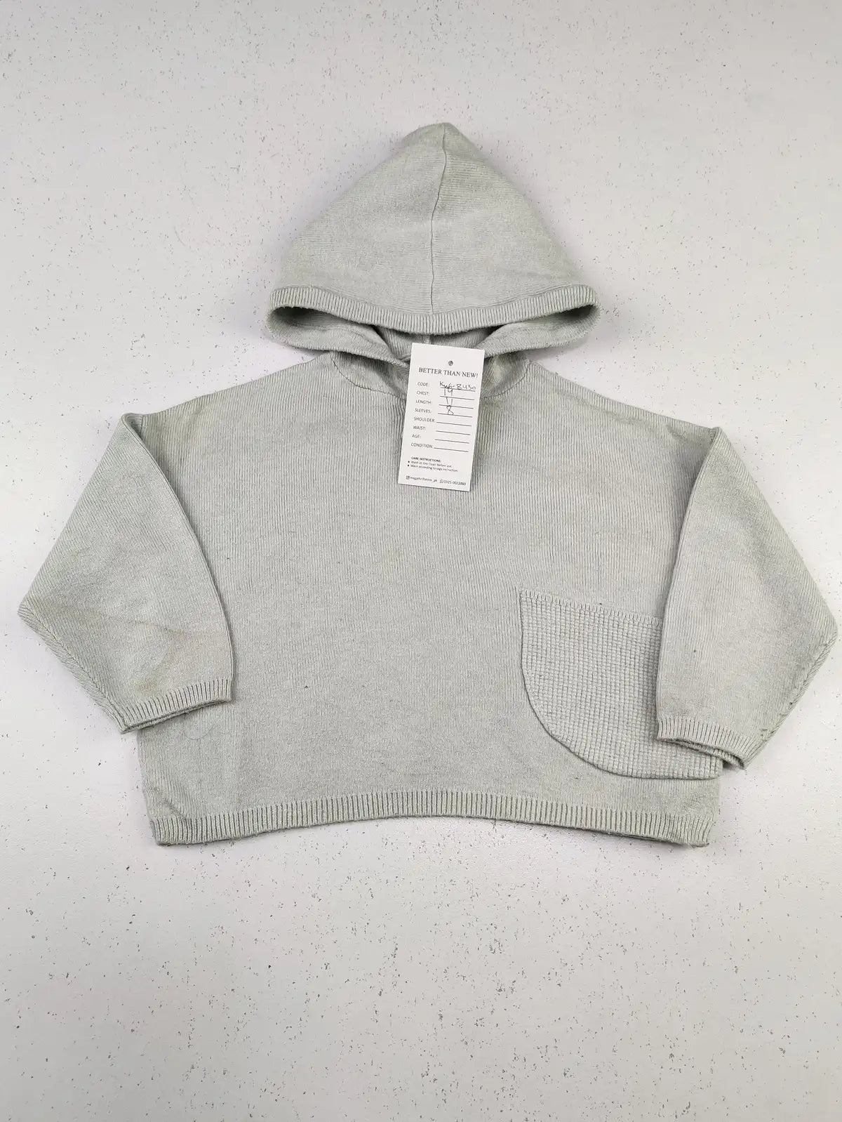 Buy online pre-used pre-loved 100% authentic & Original branded Unknown Brand (KWG-8429) available in Pakistan. Top international brands avilable.