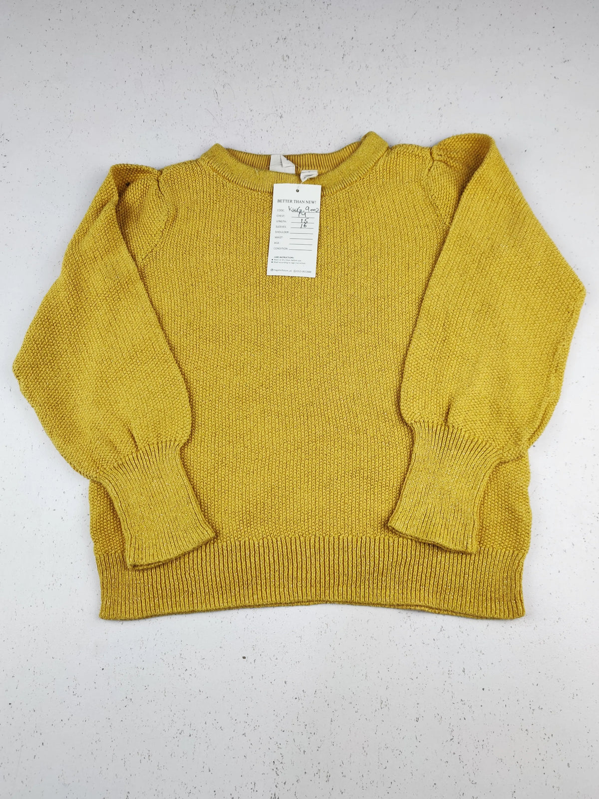 Buy online pre-used pre-loved 100% authentic & Original branded Gap (KWG-9002) available in Pakistan. Top international brands avilable.