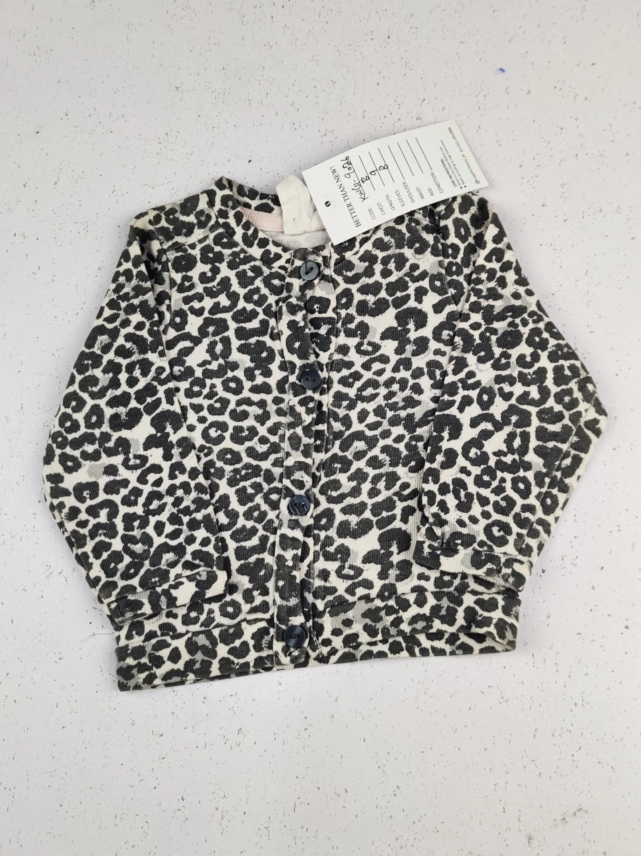 Buy online pre-used pre-loved 100% authentic & Original branded H&M (KWG-9026) available in Pakistan. Top international brands avilable.