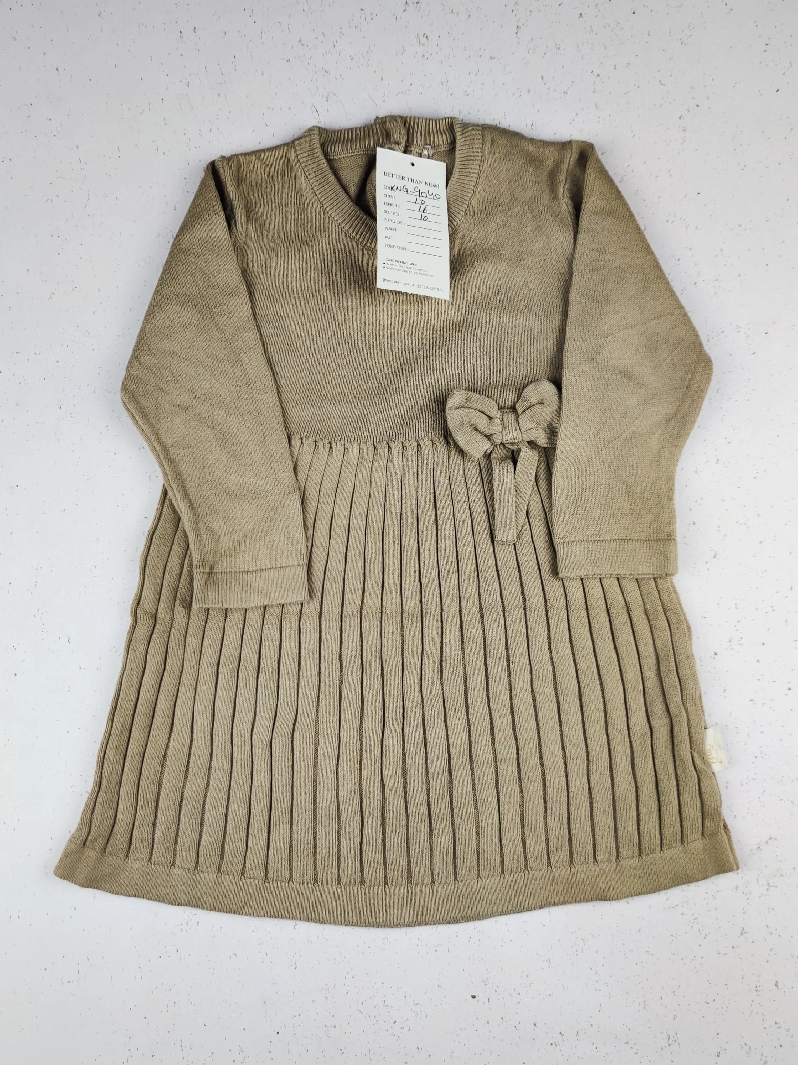Buy online pre-used pre-loved 100% authentic & Original branded George (KWG-9040) available in Pakistan. Top international brands avilable.