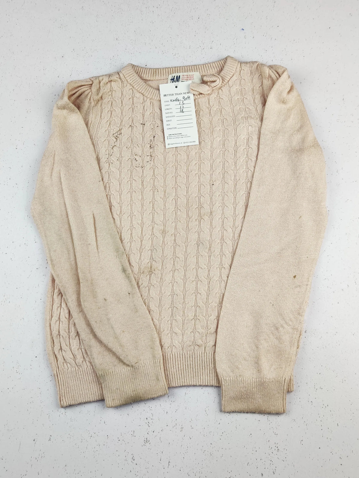 Buy online pre-used pre-loved 100% authentic & Original branded H&M (KWG-9061) available in Pakistan. Top international brands avilable.