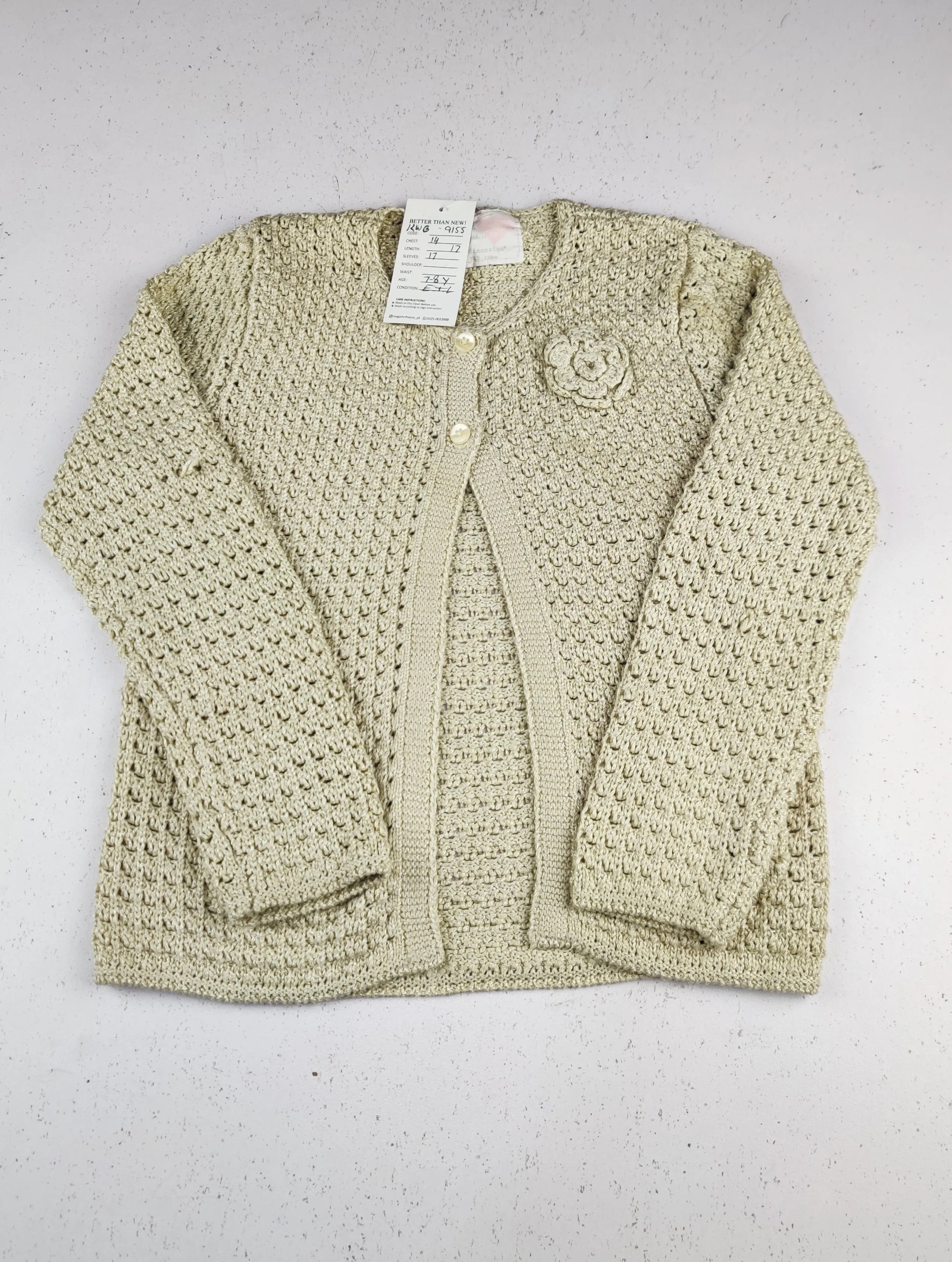 Buy online pre-used pre-loved 100% authentic & Original branded Designed (KWG-9155) available in Pakistan. Top international brands avilable.