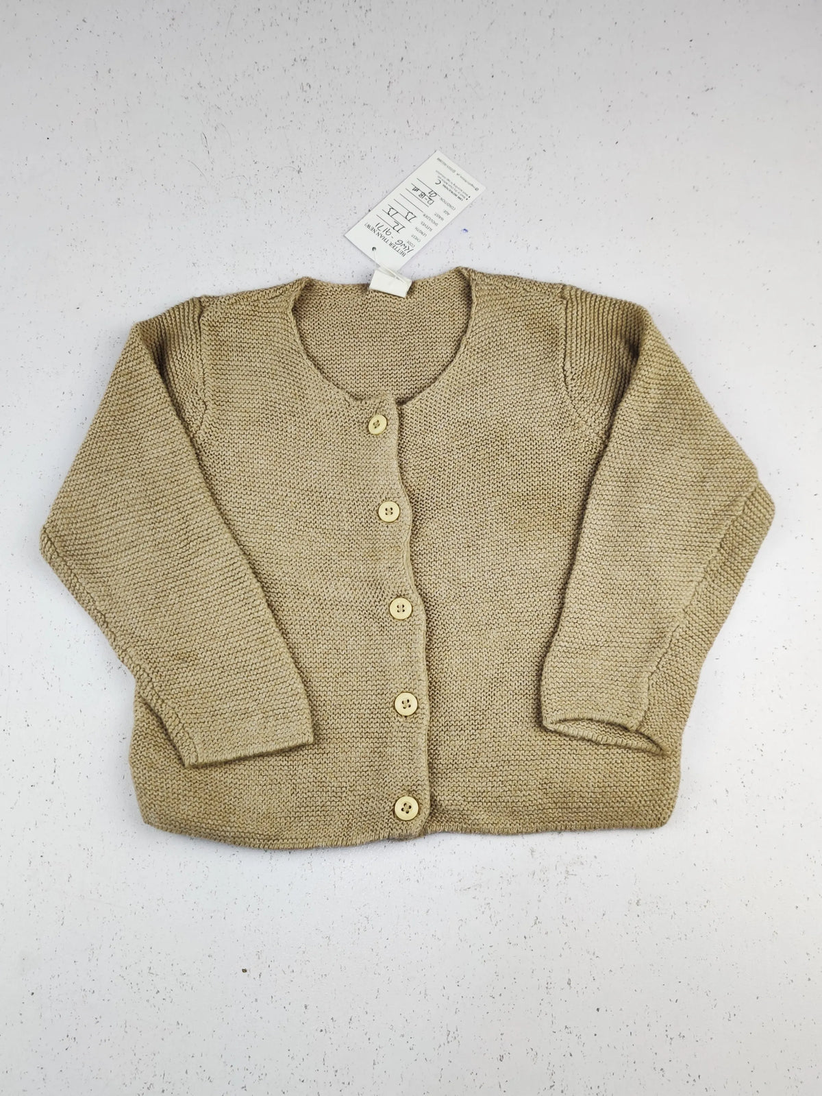 Buy online pre-used pre-loved 100% authentic & Original branded H&M (KWG-9171) available in Pakistan. Top international brands avilable.