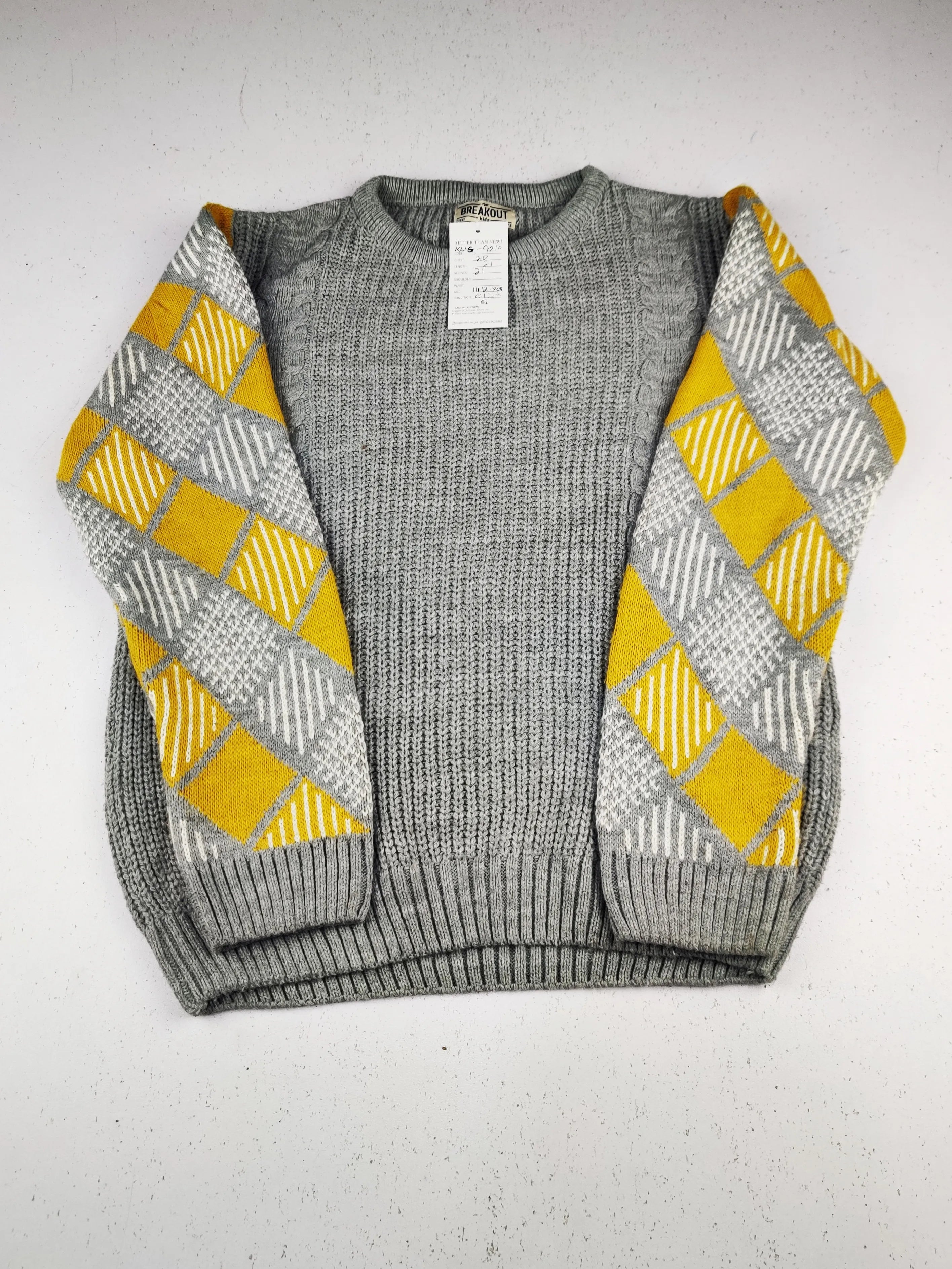 Buy online pre-used pre-loved 100% authentic & Original branded Breakout (KWG-9210) available in Pakistan. Top international brands avilable.