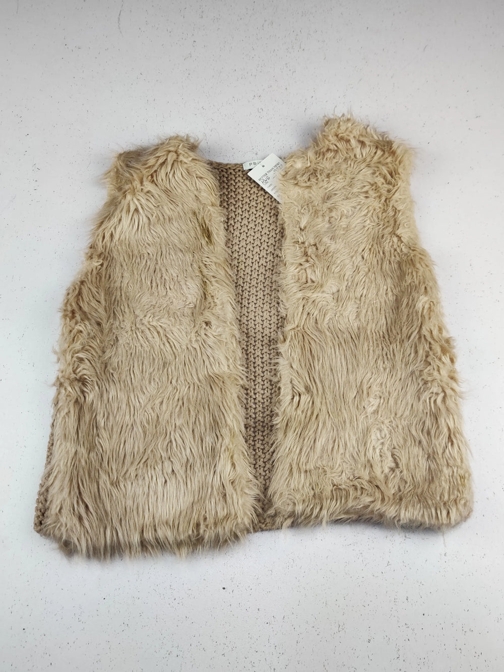 Buy online pre-used pre-loved 100% authentic & Original branded Primark (KWG-9222) available in Pakistan. Top international brands avilable.
