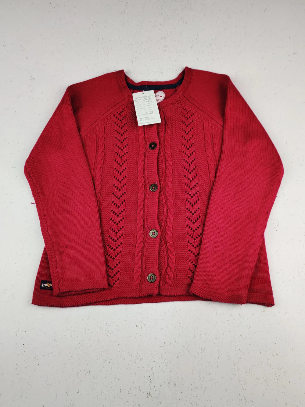Buy online pre-used pre-loved 100% authentic & Original branded Sergent Major (KWG-9230) available in Pakistan. Top international brands avilable.