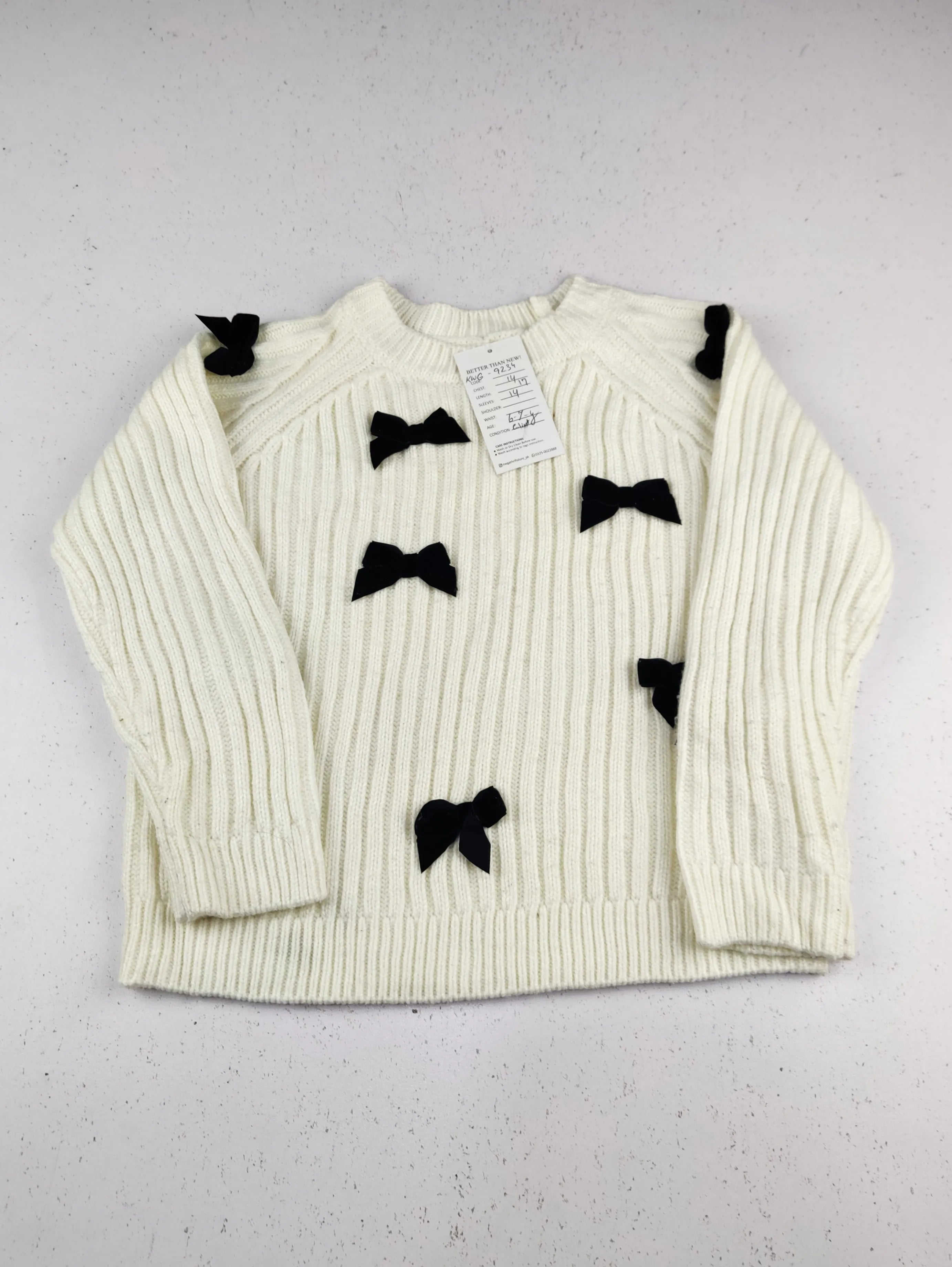 Buy online pre-used pre-loved 100% authentic & Original branded Dunnes Stores (KWG-9234) available in Pakistan. Top international brands avilable.