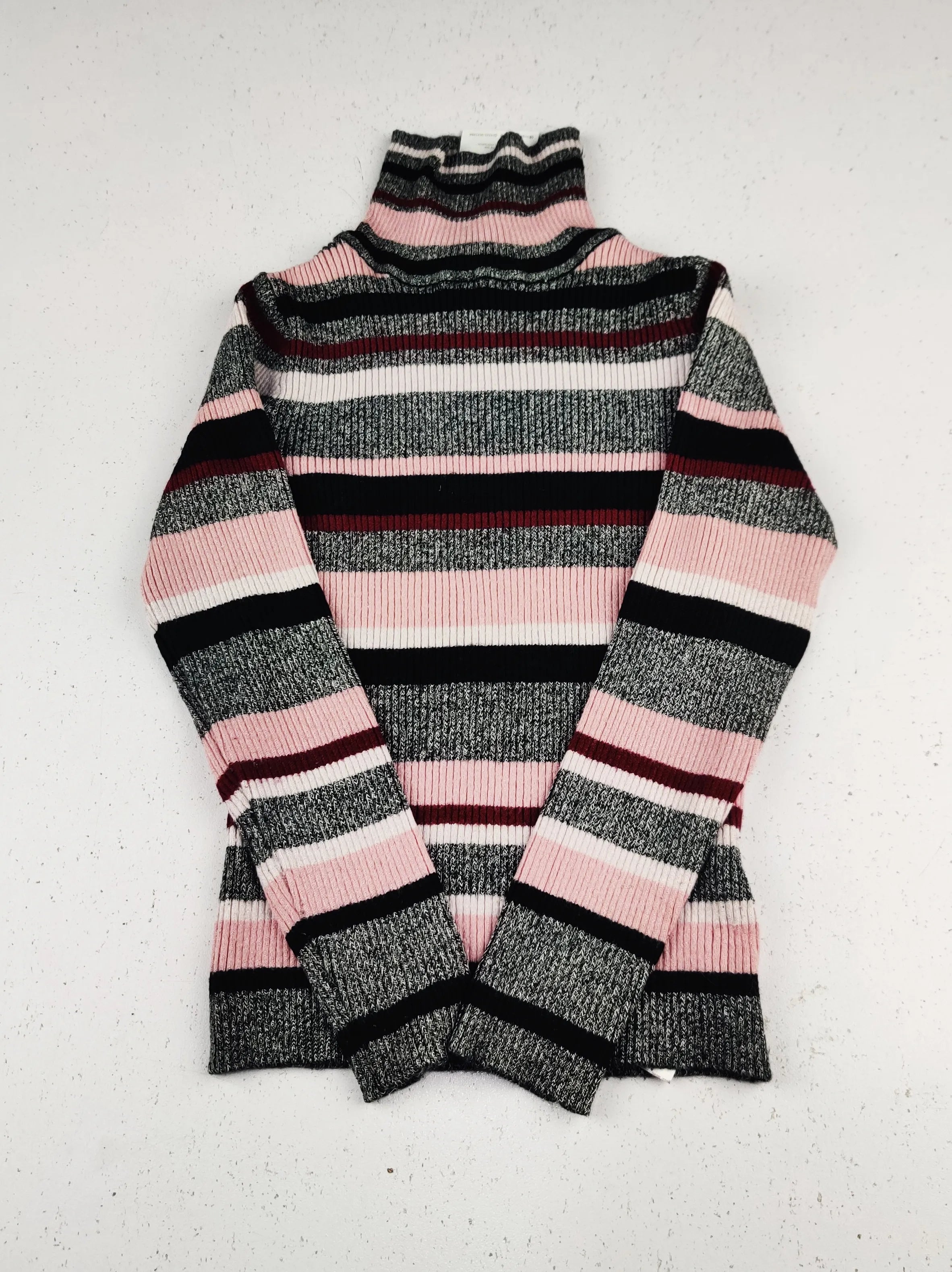 Buy online pre-used pre-loved 100% authentic & Original branded Primark (KWG-9235) available in Pakistan. Top international brands avilable.