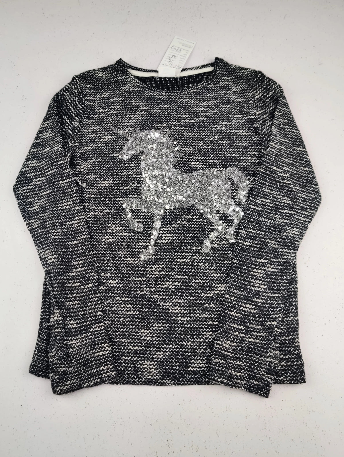 Buy online pre-used pre-loved 100% authentic & Original branded F&F (KWG-9255) available in Pakistan. Top international brands avilable.
