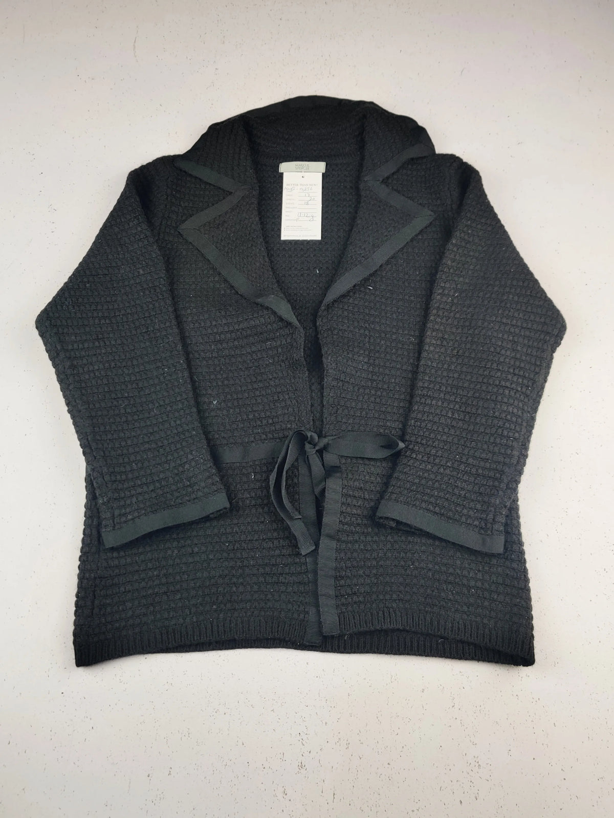 Buy online pre-used pre-loved 100% authentic & Original branded Marks & Spencer (KWG-9256) available in Pakistan. Top international brands avilable.