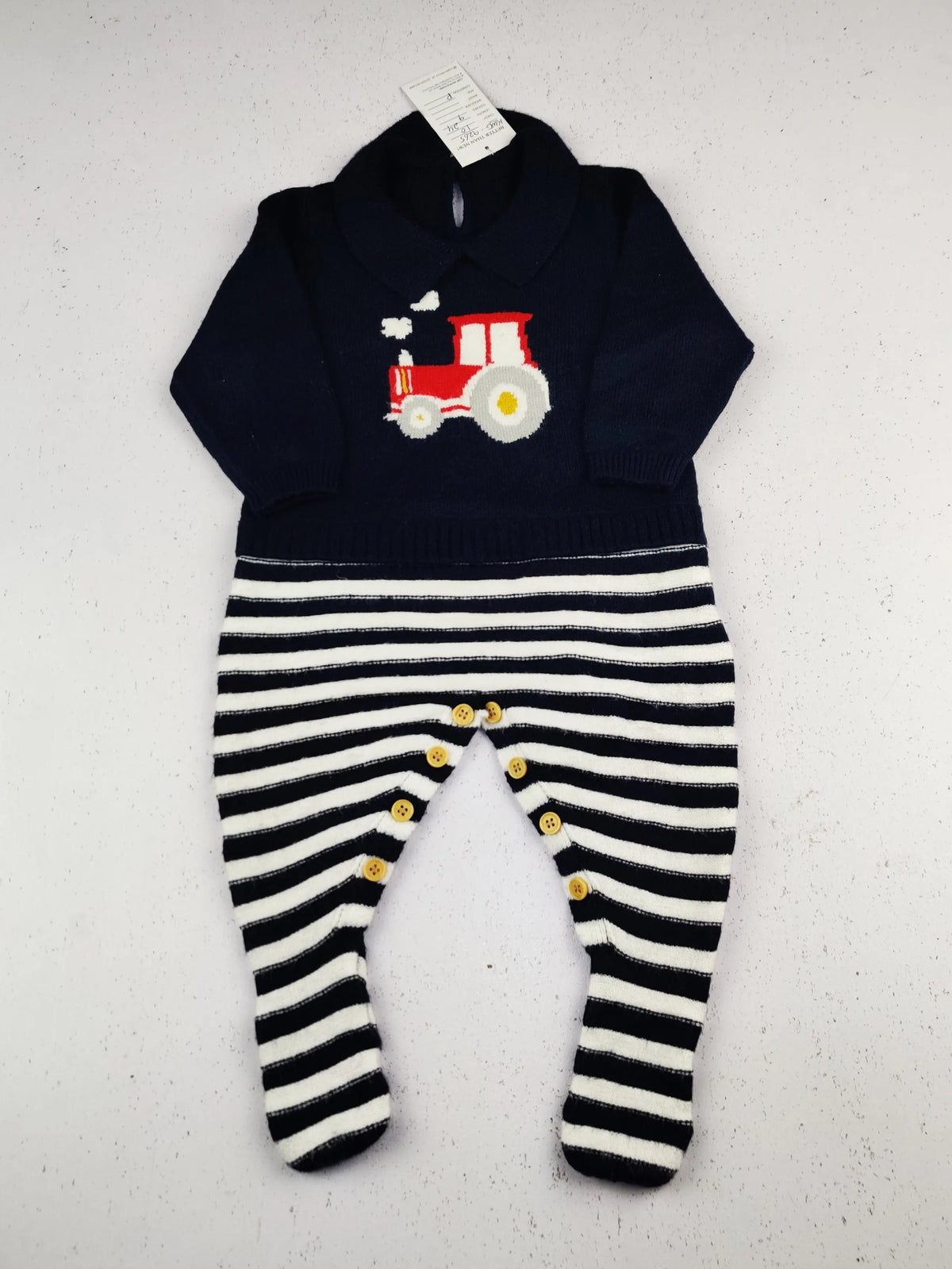 Buy online pre-used pre-loved 100% authentic & Original branded Shein (KWG-9265) available in Pakistan. Top international brands avilable.