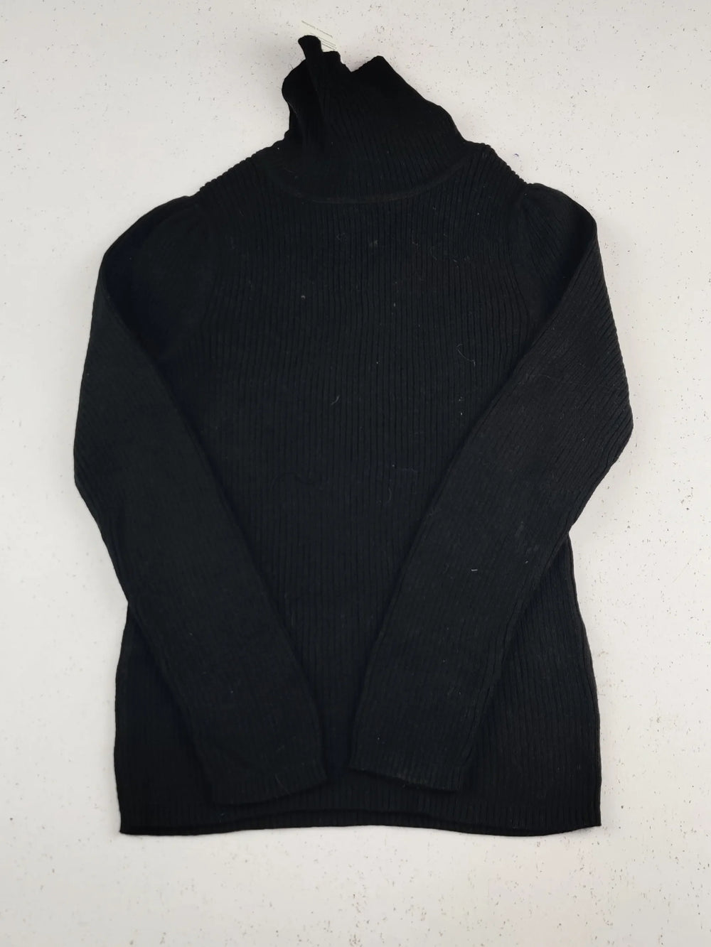 Buy online pre-used pre-loved 100% authentic & Original branded F&F (KWG-9276) available in Pakistan. Top international brands avilable.