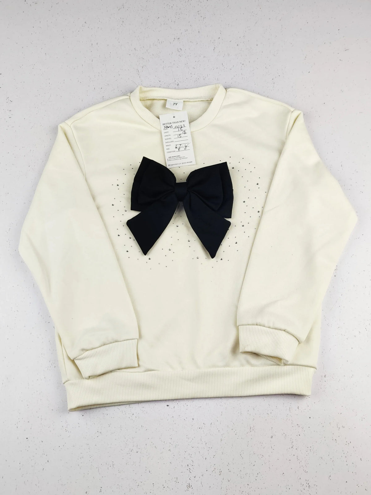 Buy online pre-used pre-loved 100% authentic & Original branded Unknown Brand (KWG-9293) available in Pakistan. Top international brands avilable.