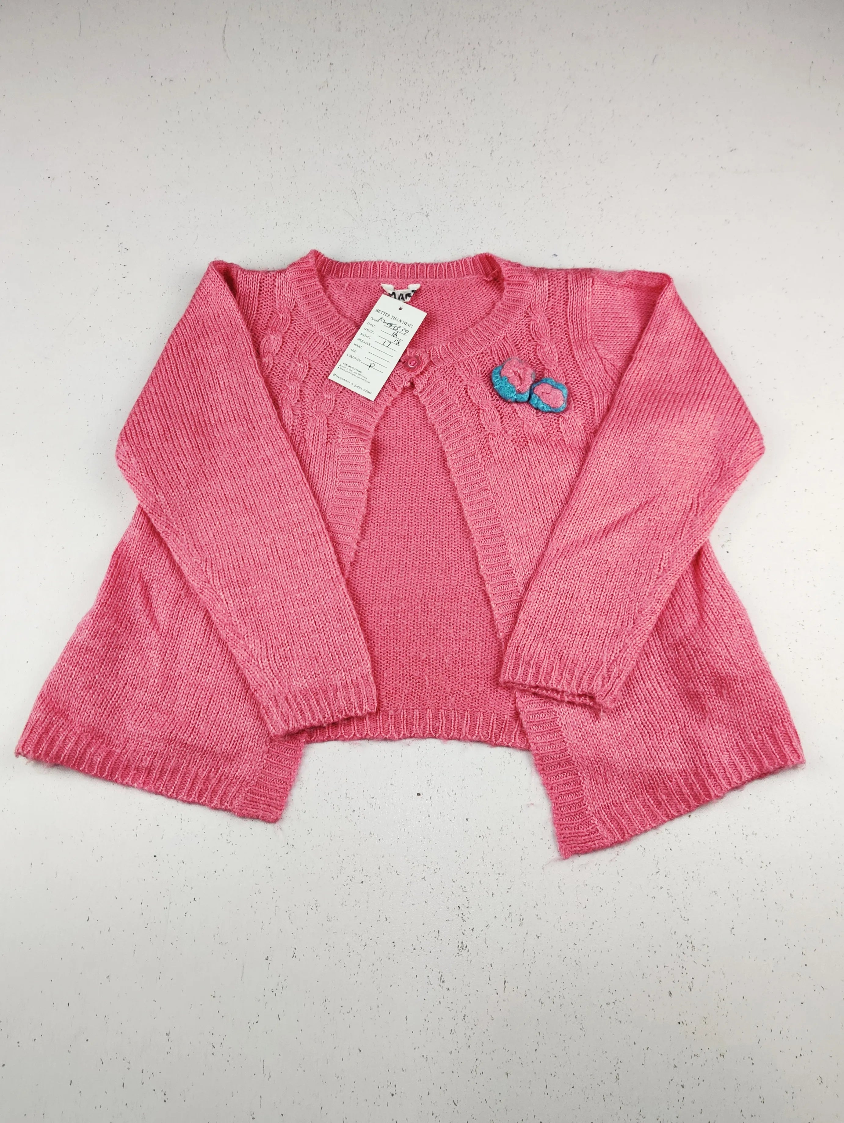 Buy online pre-used pre-loved 100% authentic & Original branded Marta (KWG-9339) available in Pakistan. Top international brands avilable.