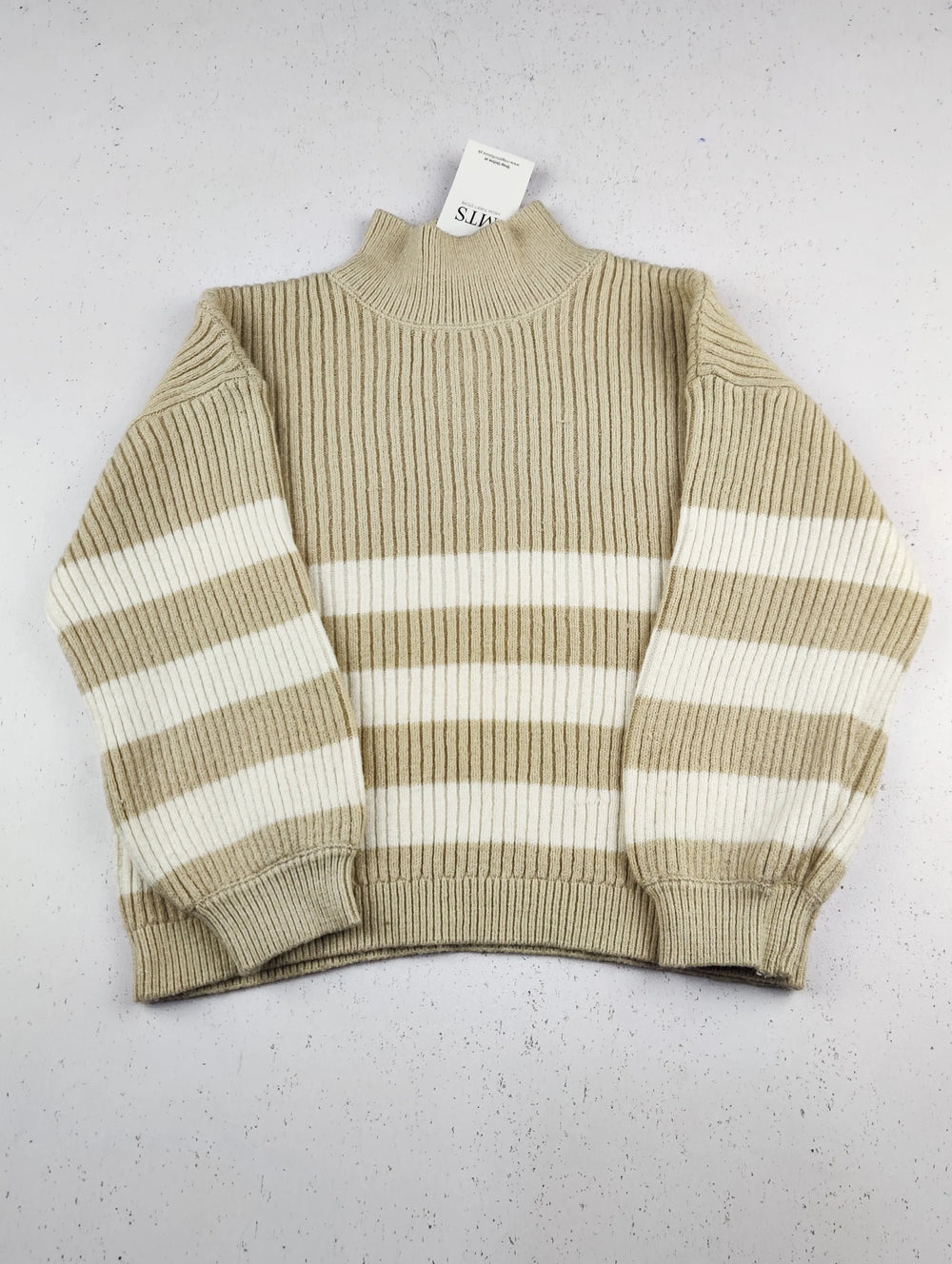 Buy online pre-used pre-loved 100% authentic & Original branded Marks & Spencer (KWG-9341) available in Pakistan. Top international brands avilable.